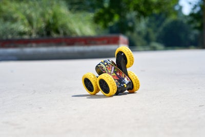 Dickie Toys Fire'N Frost Flippy Radiostyrt Bil