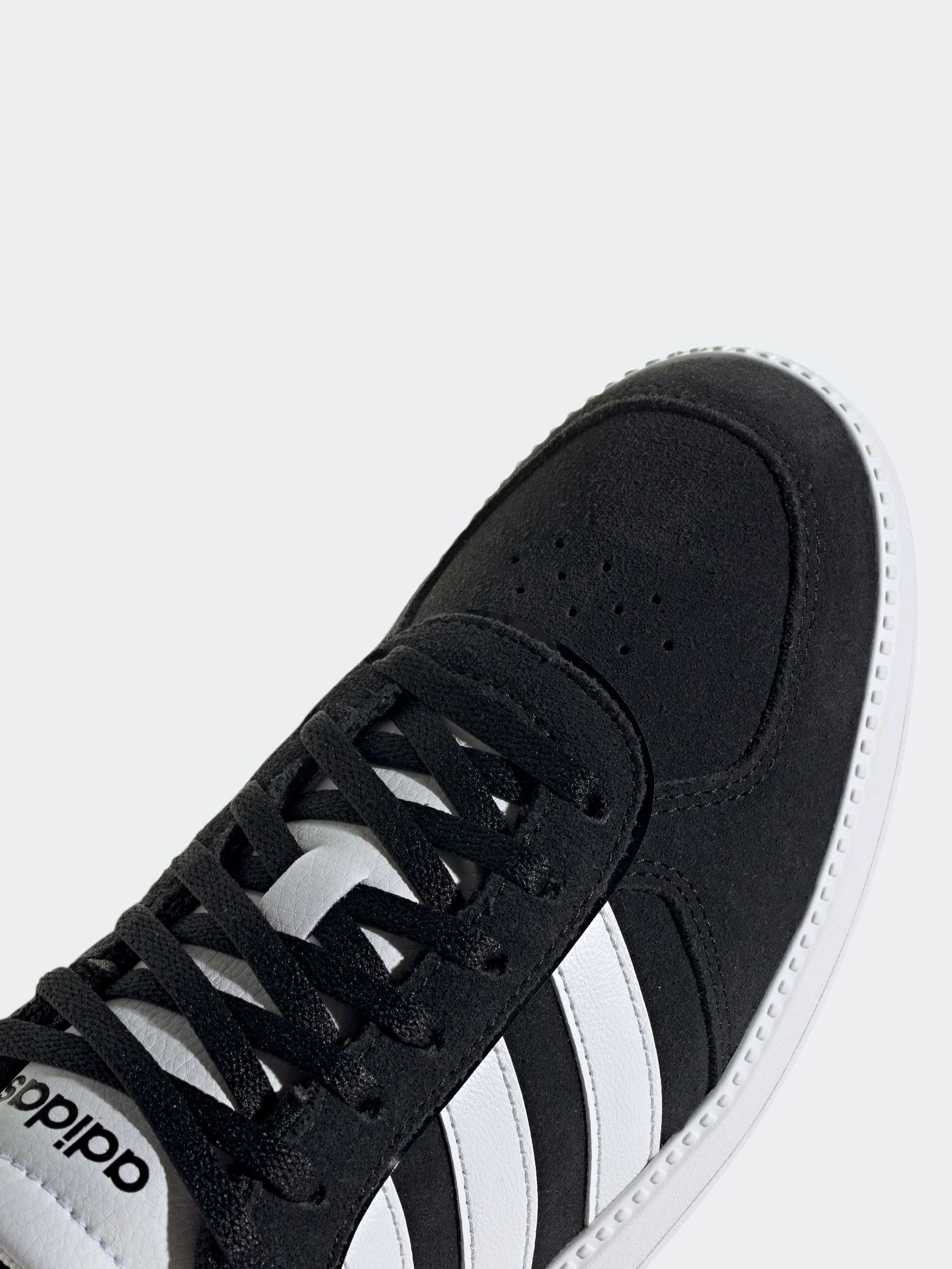 Zwart met lichte wassing - adidas Breaknet Sleek sneakers