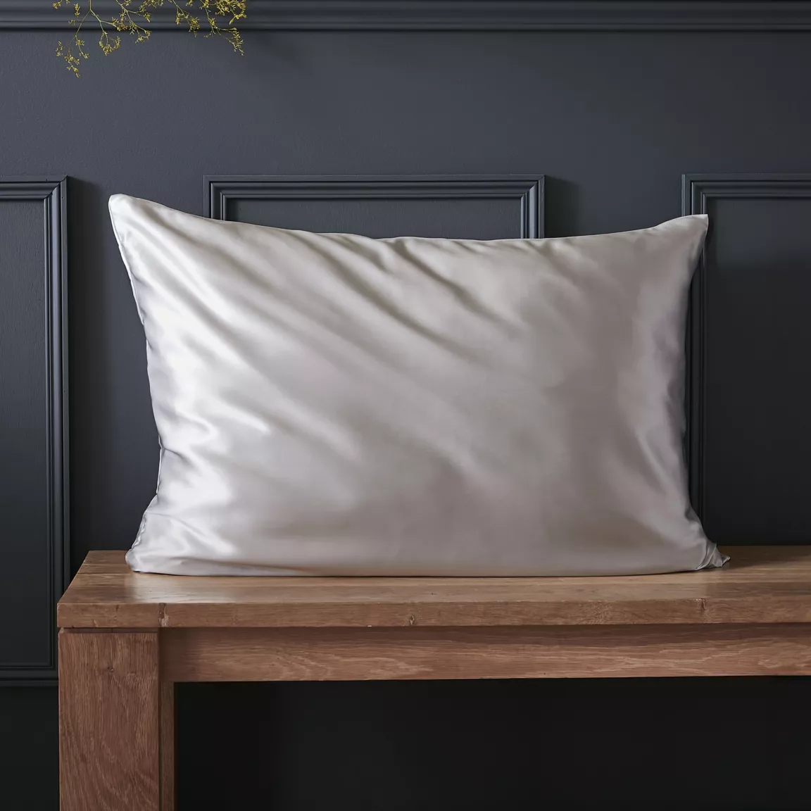 Taie d'oreiller rectangulaire soie de mûrier (50 x 80 cm) Mizuki Gris clair