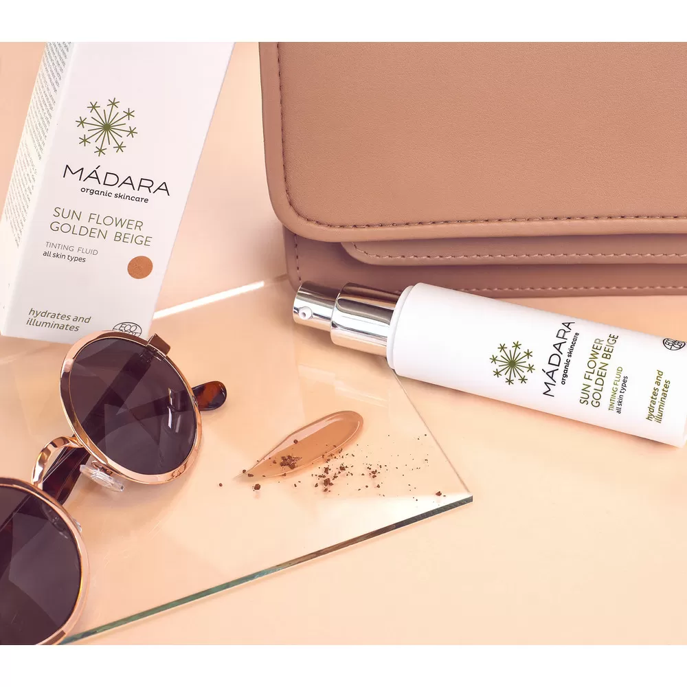 Mádara Sun Flower Golden Beige Tinting Fluid - 50 ml.