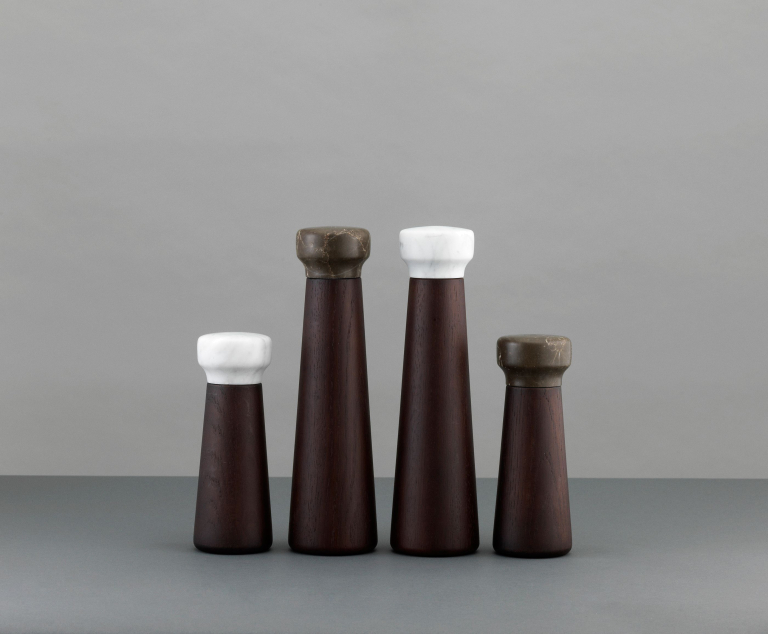 Normann Copenhagen Craft peper- en zoutmolen zwart small naturel eiken