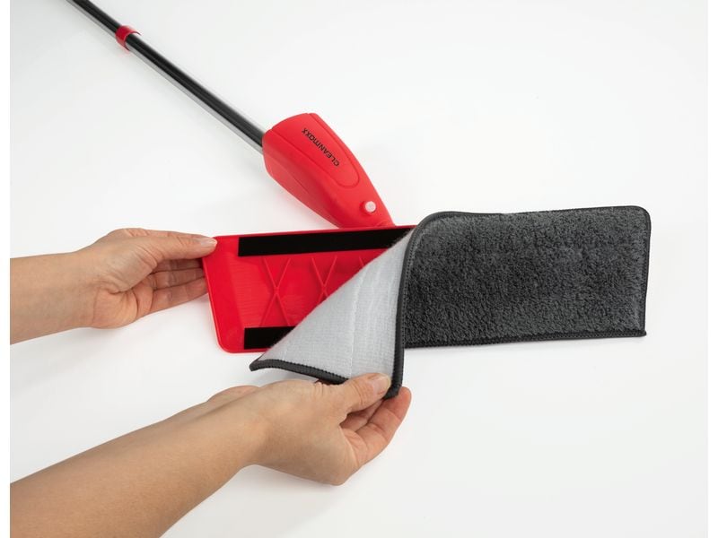 CLEANmaxx Sprühwischer Praktischer Wischmopp mit integrierter Sprühfunktion