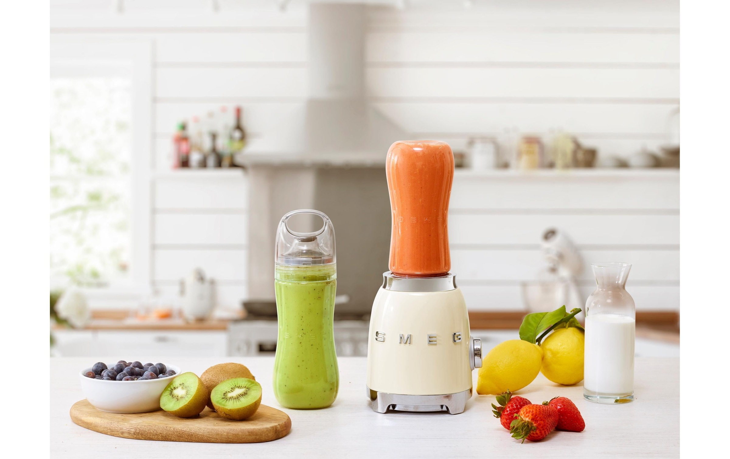 Smeg Standmixer »Blender 50's PBF01CREU« 300 W