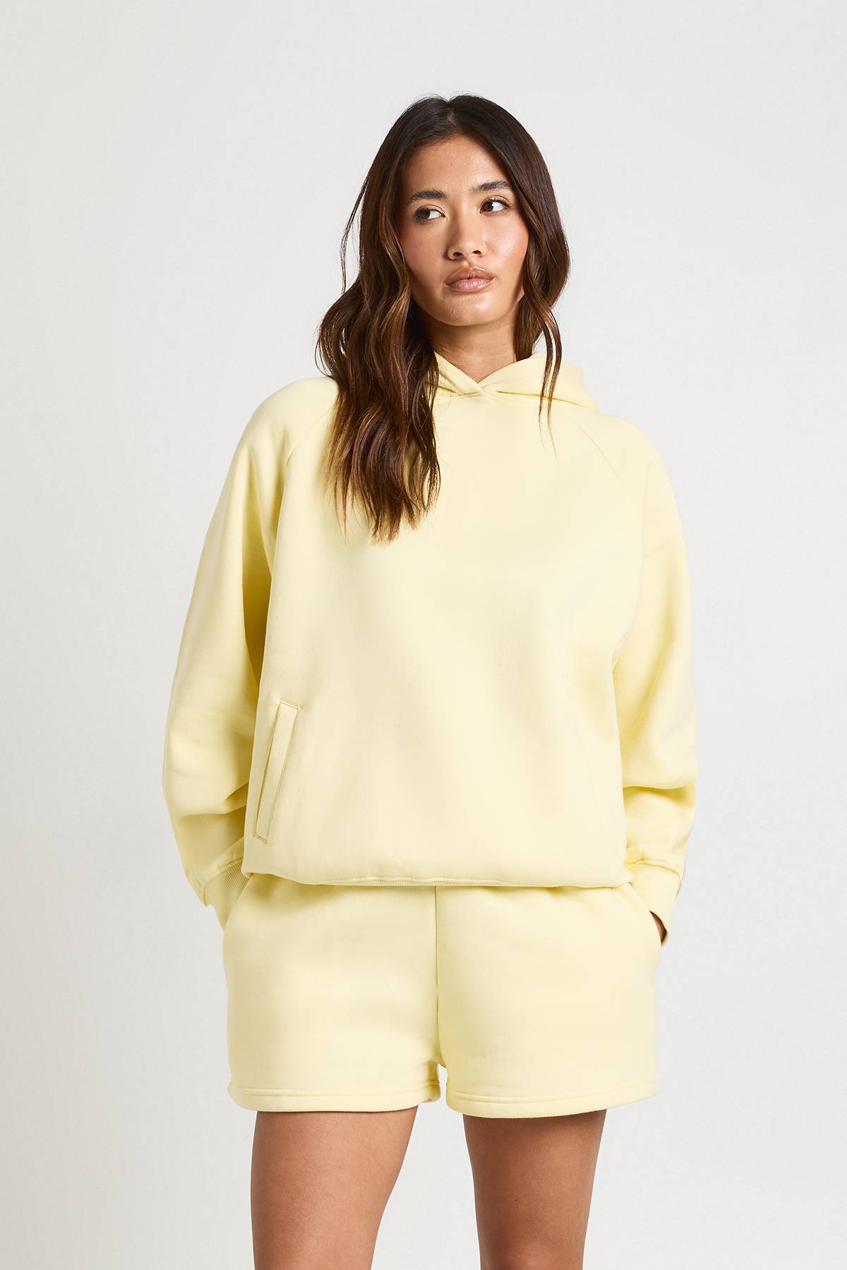 boohoo Short Molletonné Taille Haute Avec Cordon De Serrage Interne