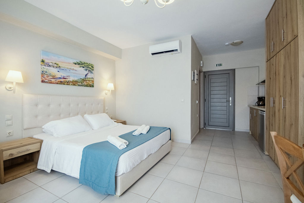 Robolla Beach SA Logies en ontbijt - Aparthotel