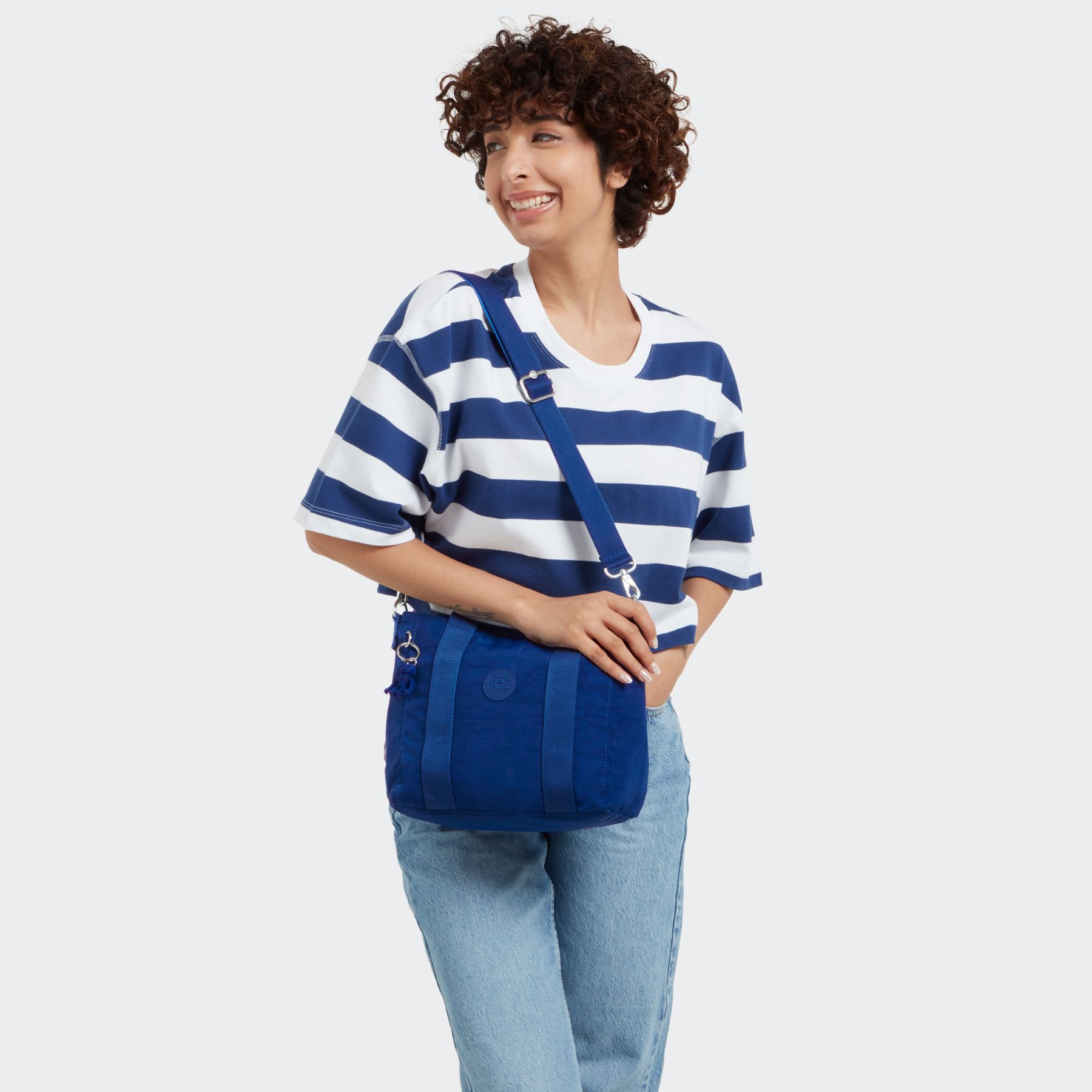 ASSENI MINI Mini fourre-tout avec bandoulière détachable - Deep Sky Blue