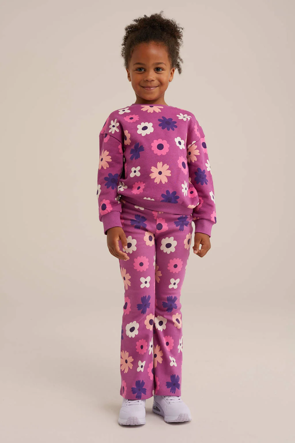WE Fashion gebloemde broek roze/paars/ecru