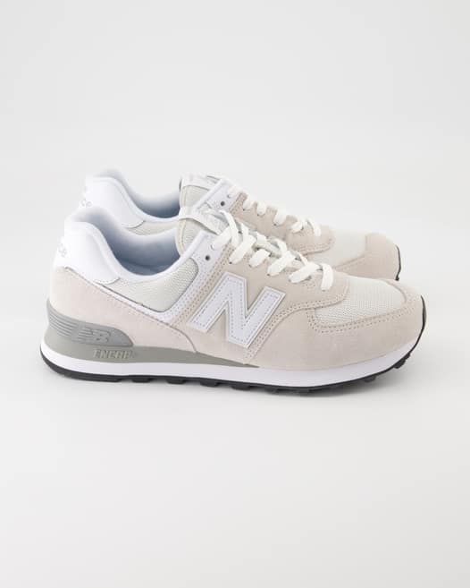 New Balance 574 Sneaker in Beige
