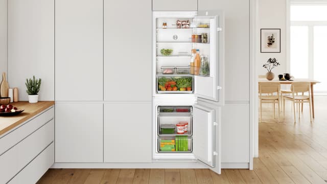 Bosch Serie 2 kølefryseskab KIV865SE0 (integreret)
