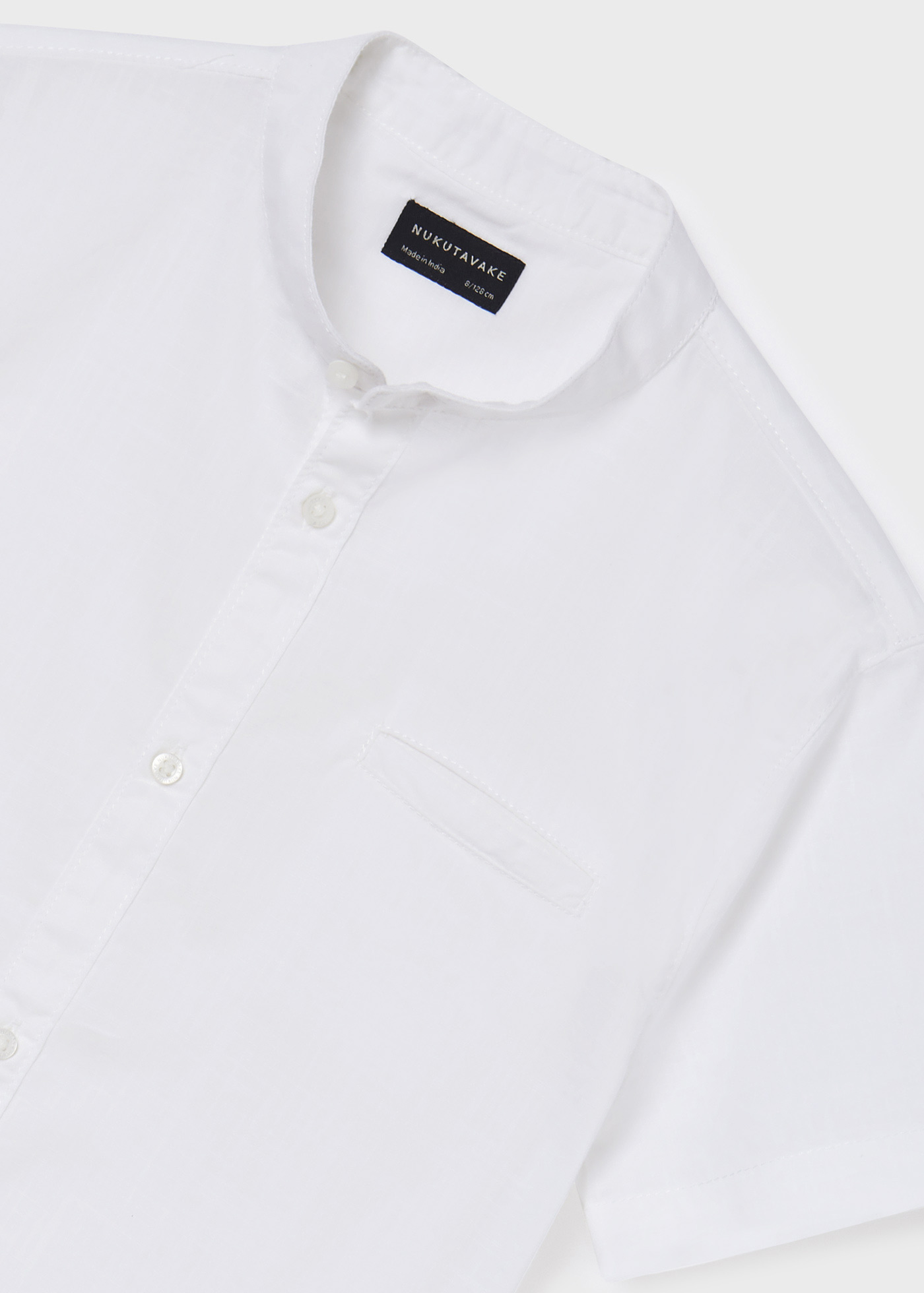 Camisa de algodão sustentável com gola mandarim para meninos