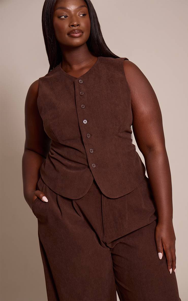 Marron Foncé Gilet Ajusté En Velours Côtelé Grande Taille