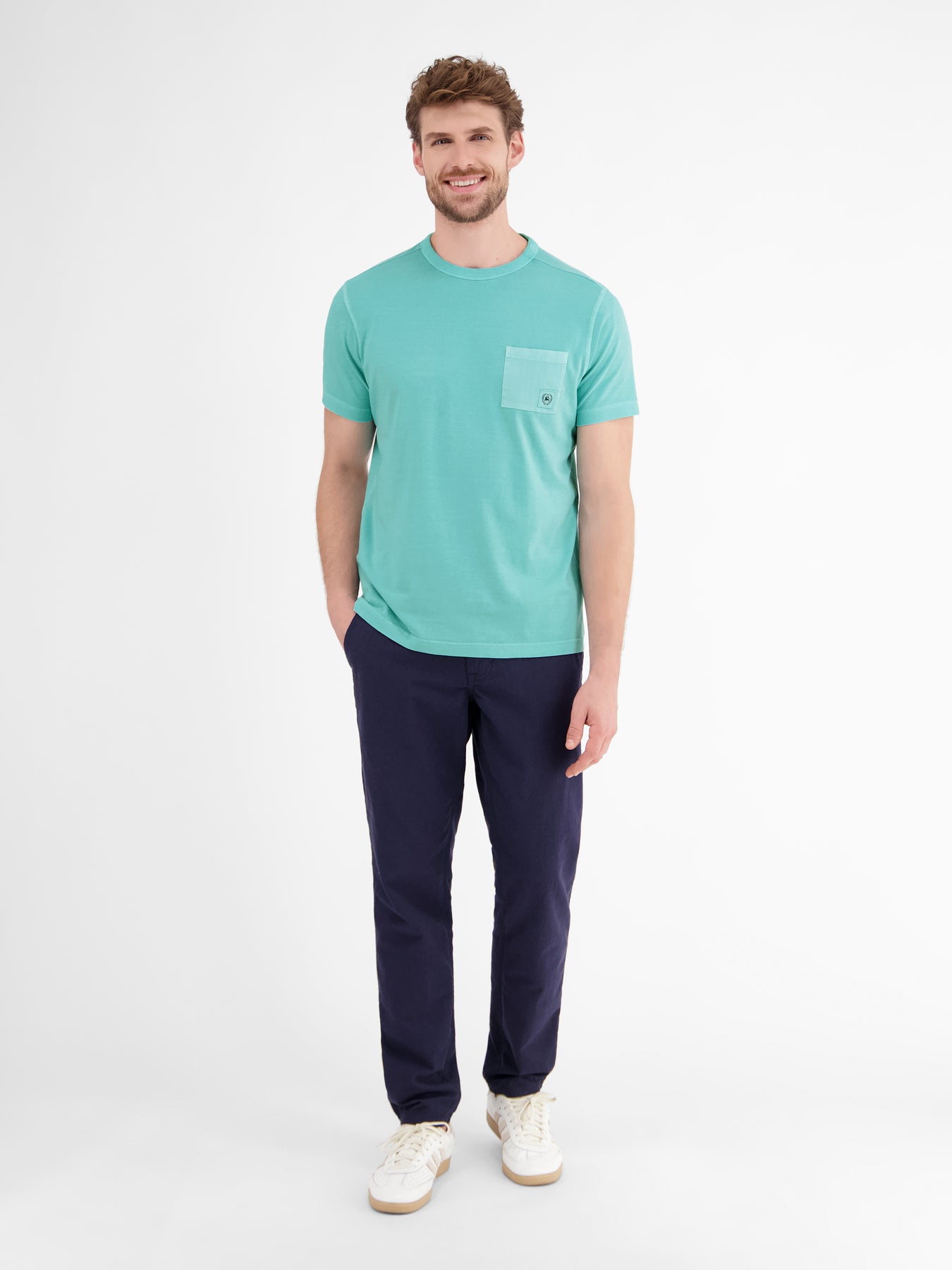 T-Shirt mit Brusttasche
