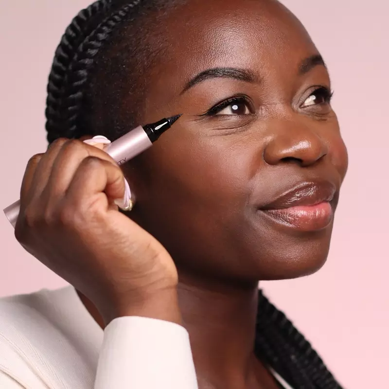 DUFFBEAUTY Master Stamp & Stroke Eyeliner Black - Grand 12mm