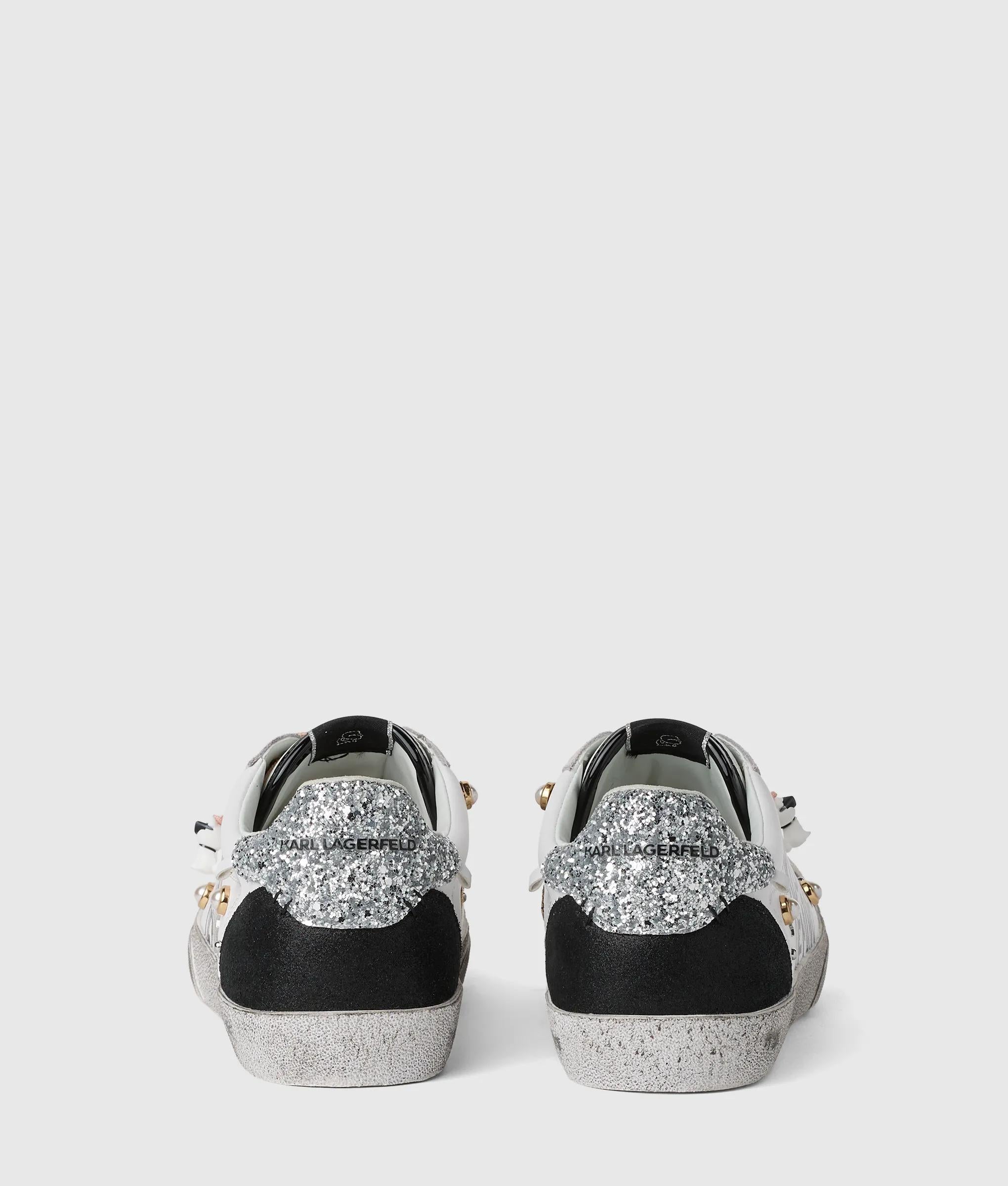 Skool Karl quote sneakers met studs
