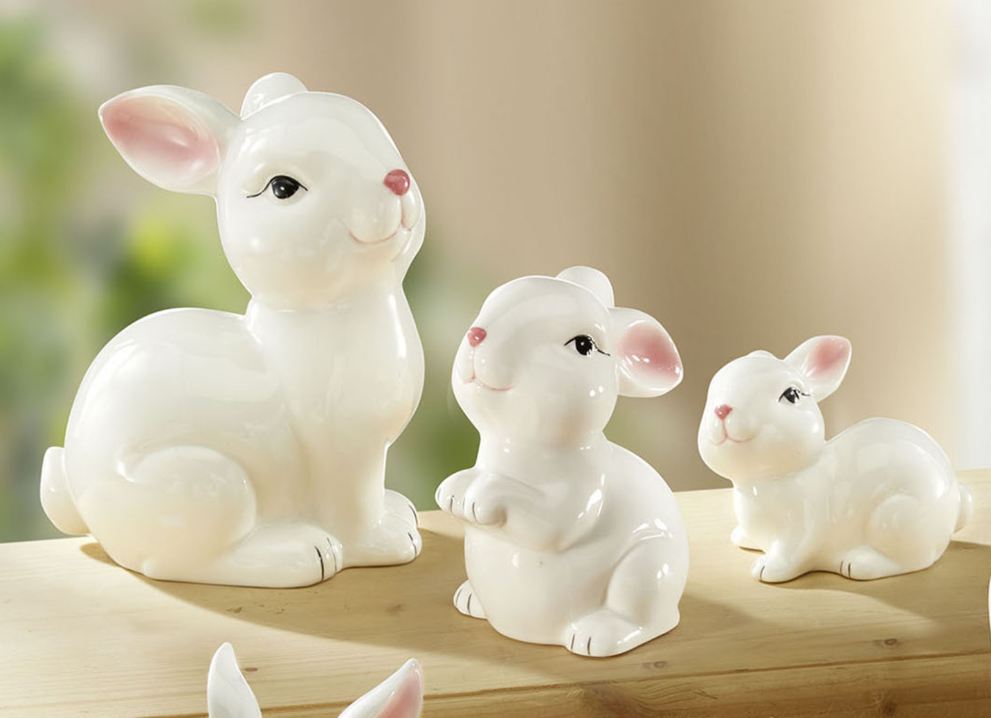 Hasenfiguren aus Keramik