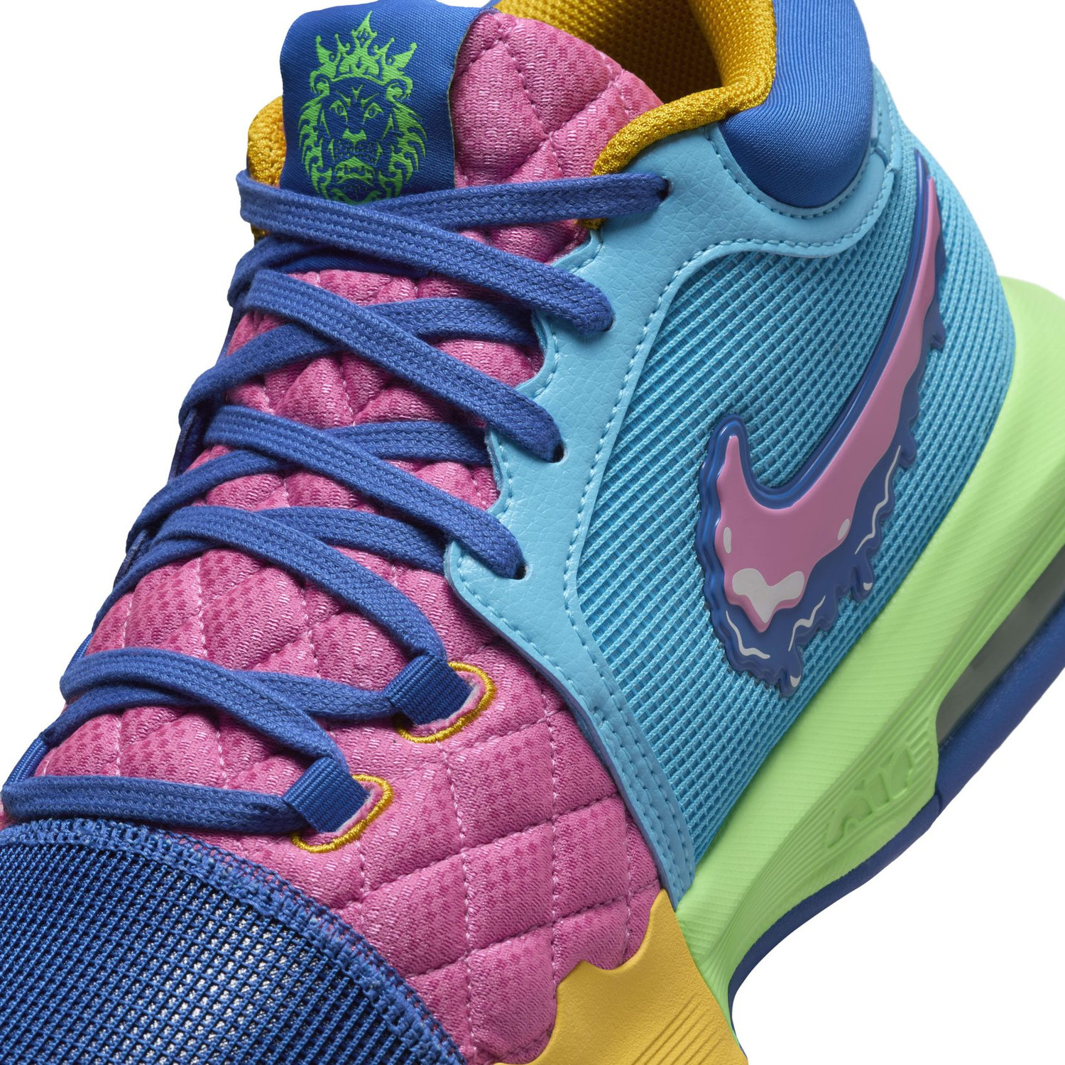 Nike LeBron Witness VIII
