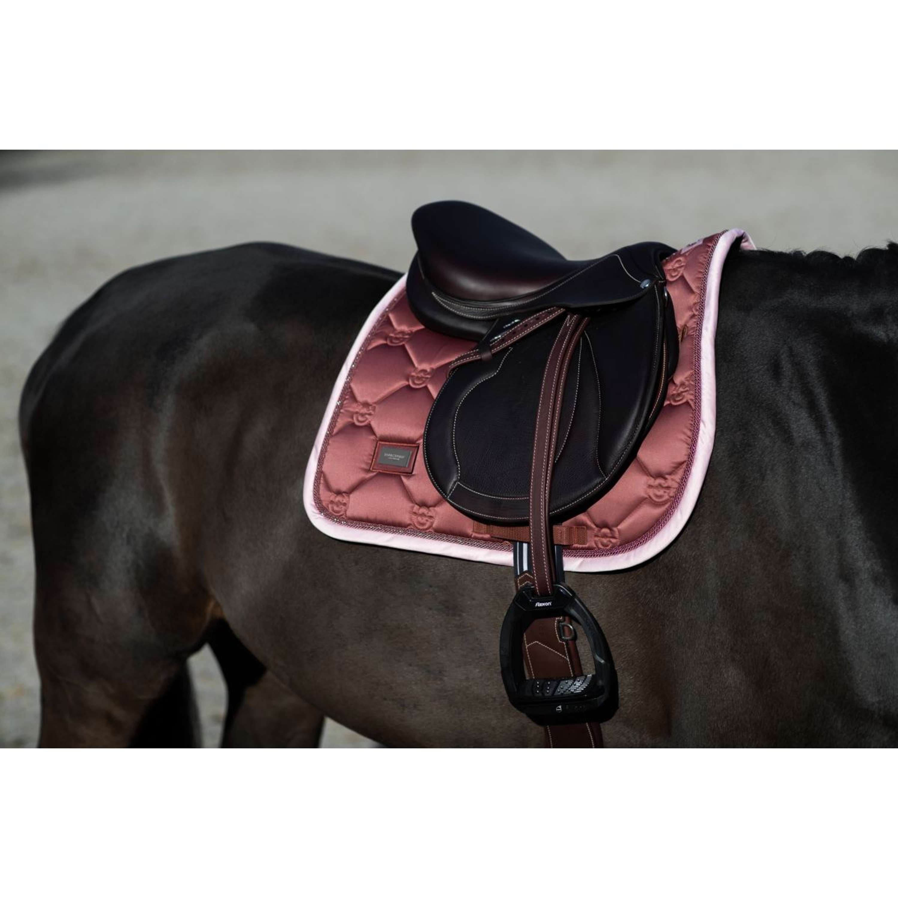 Equestrian Stockholm Zadeldekje Springen Amber Rose