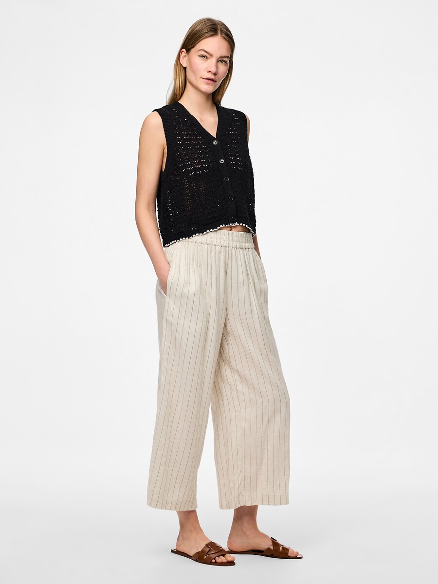 PEÇAS<br>Calça pantalona com estampa listrada e cintura alta