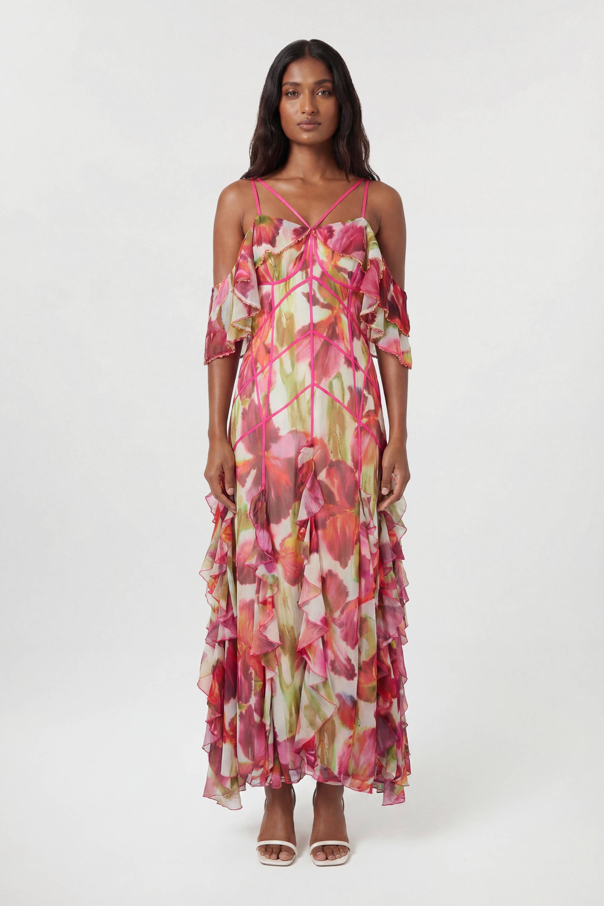 KarenMillen Robe Longue À Imprimé Floral Froissé Avec Épaules Dénudées Et Perles