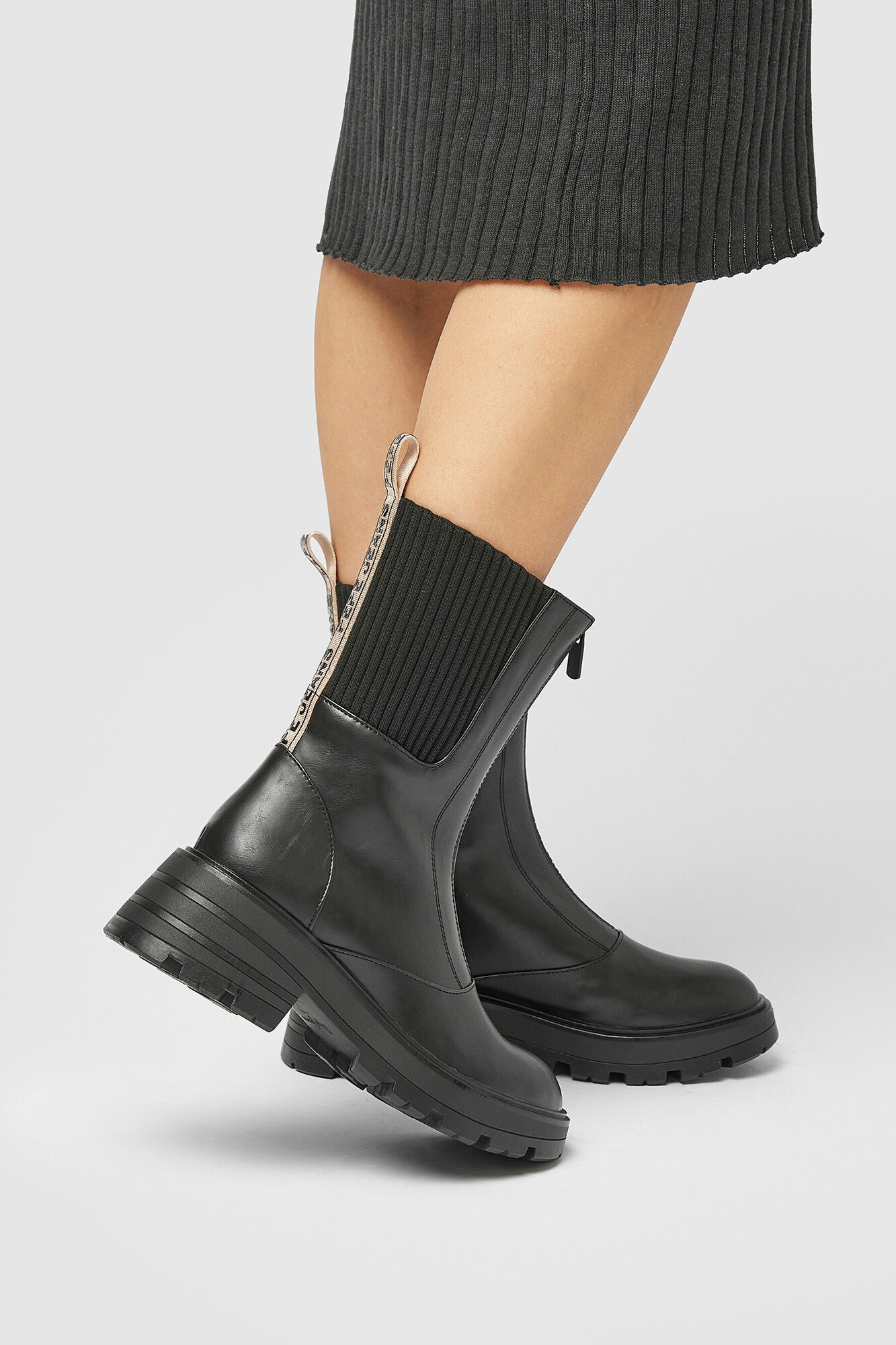 botas de cano curto tie-dye