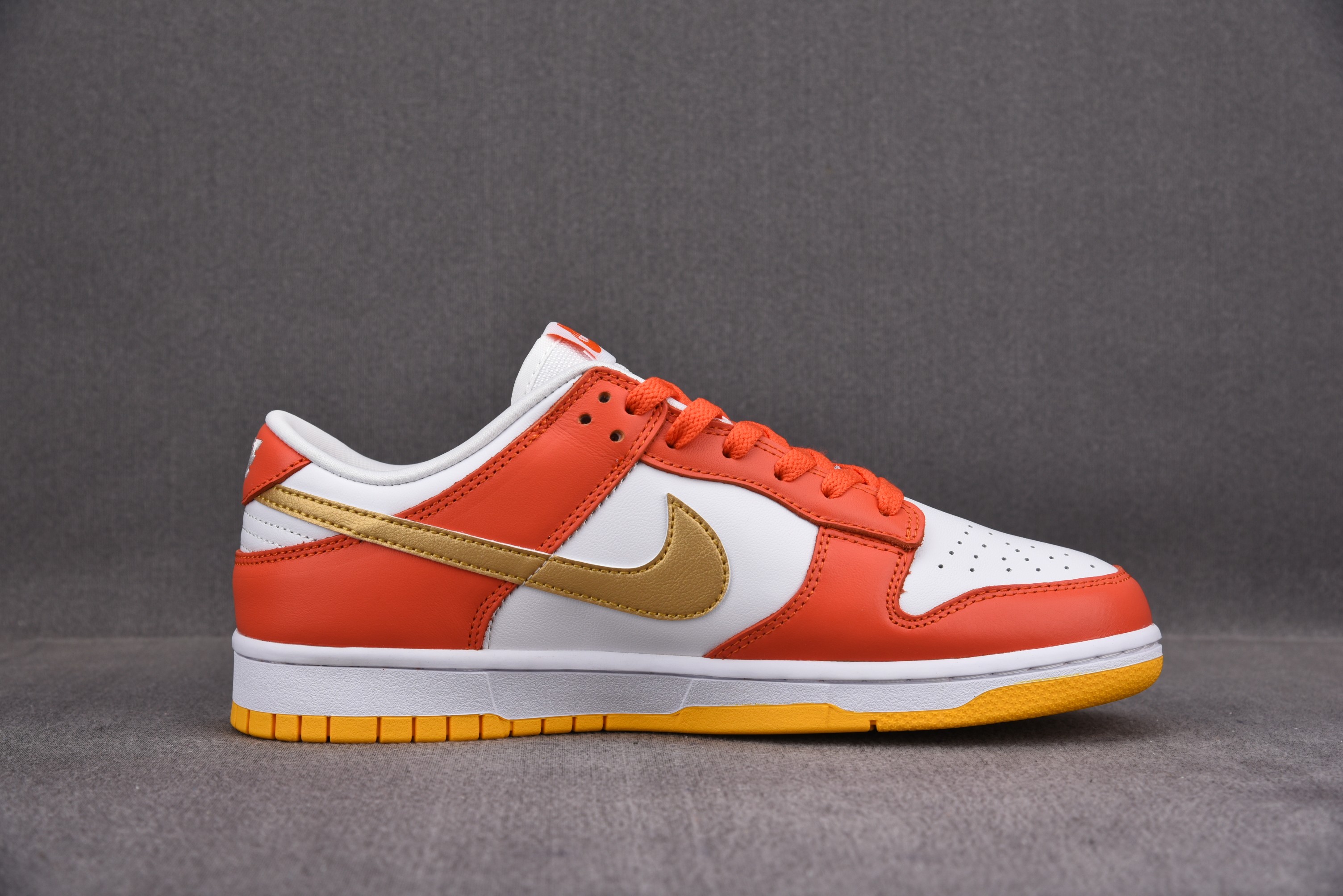 Nike Dunk Low Golden Orange