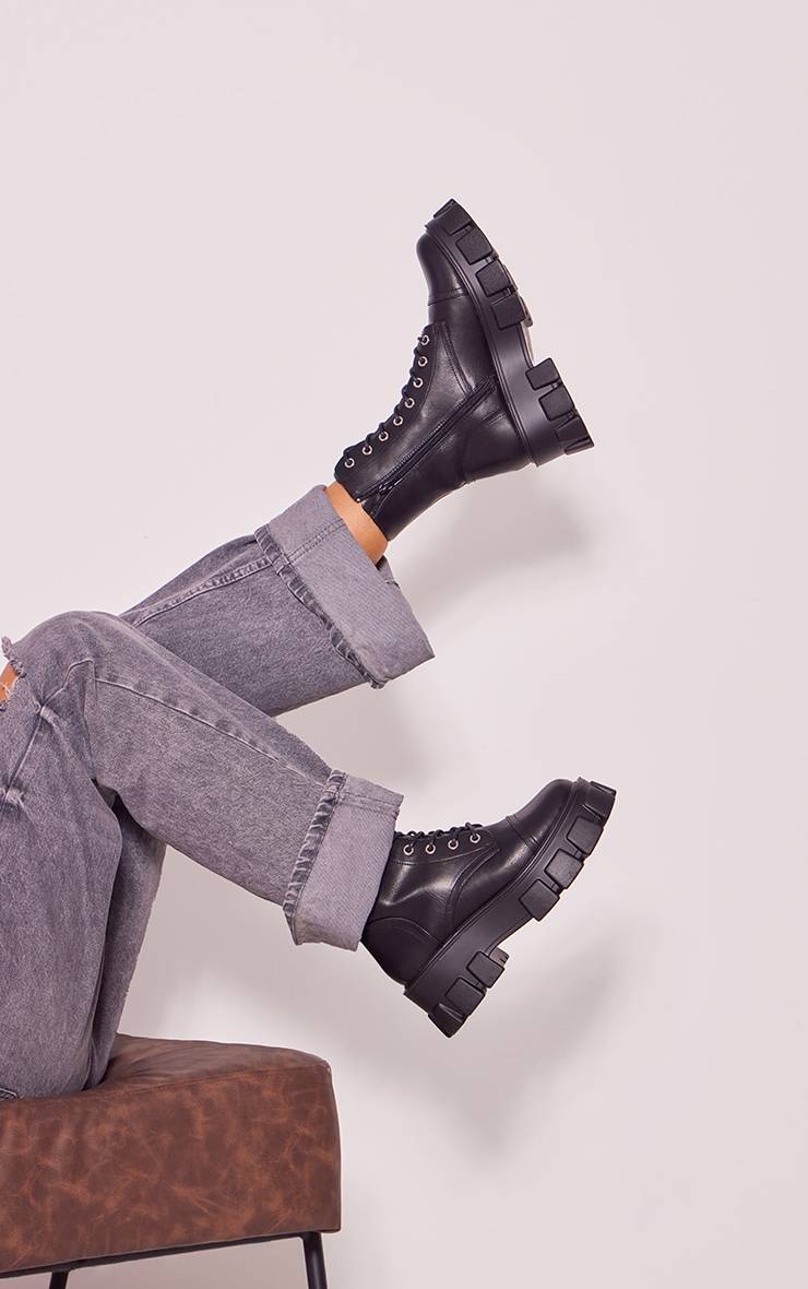 Noir Bottes De Randonnée À Lacets Avec Semelle Crantée Extrême