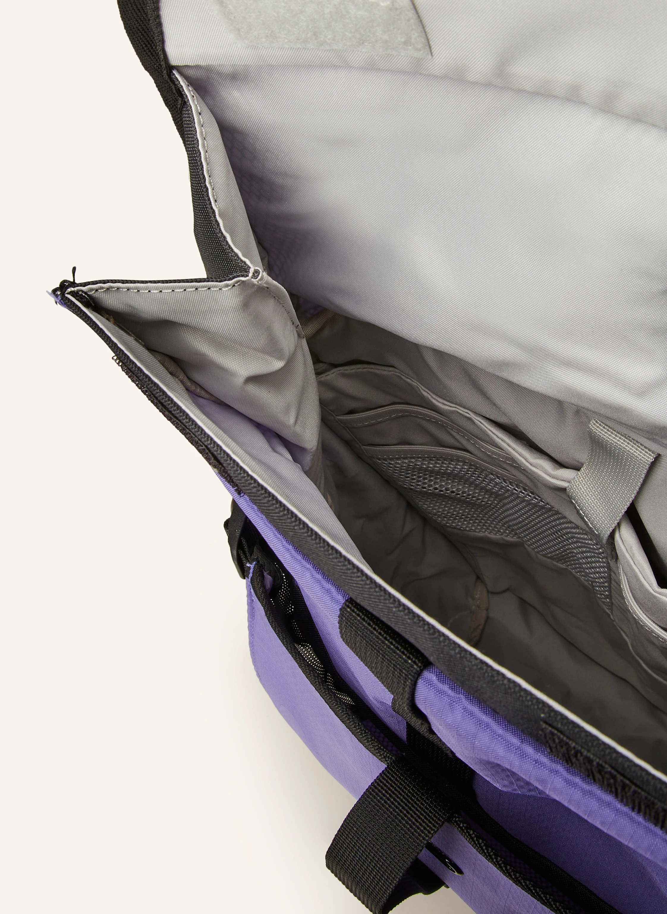 AEVOR Rucksack ROLL PACK 20 l mit Laptop-Fach