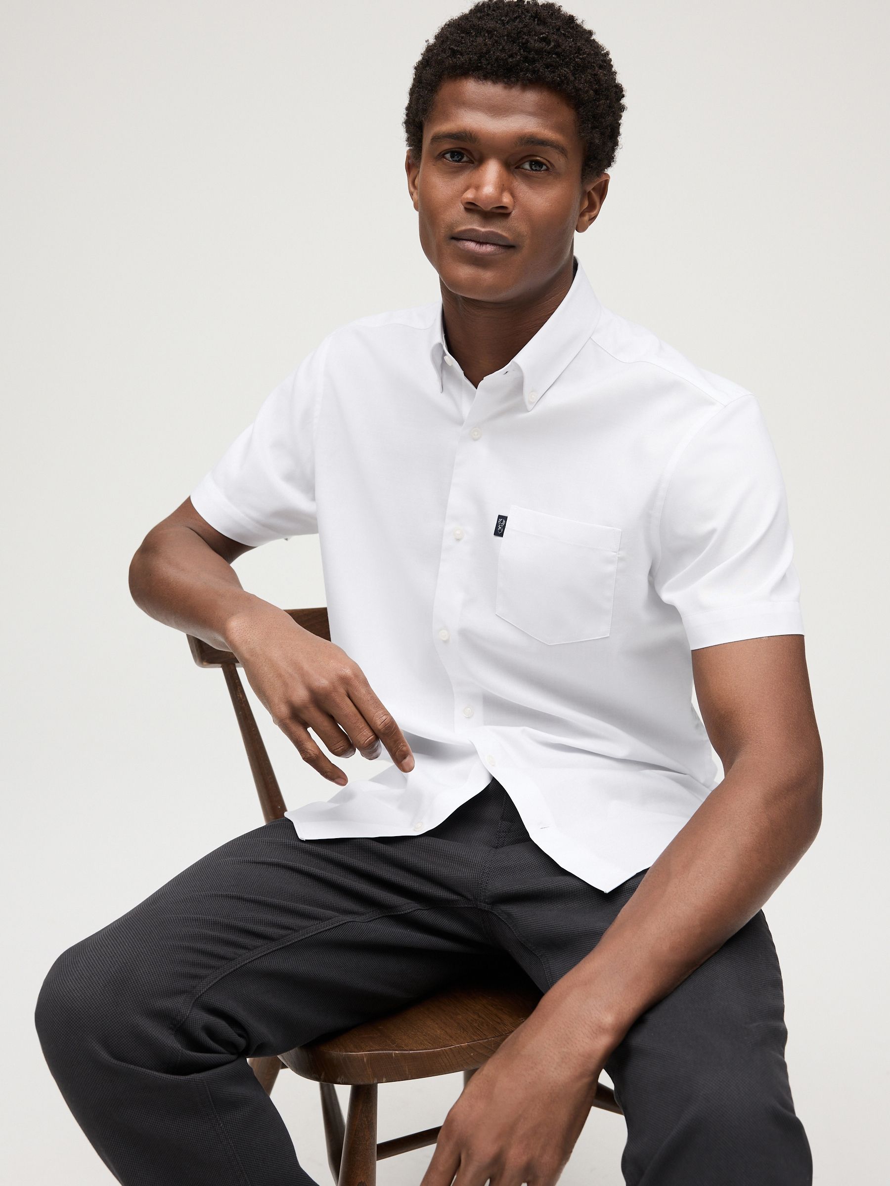 Wit - Slim Fit - Gemakkelijk te strijken Oxford overhemd met korte mouwen en knopen