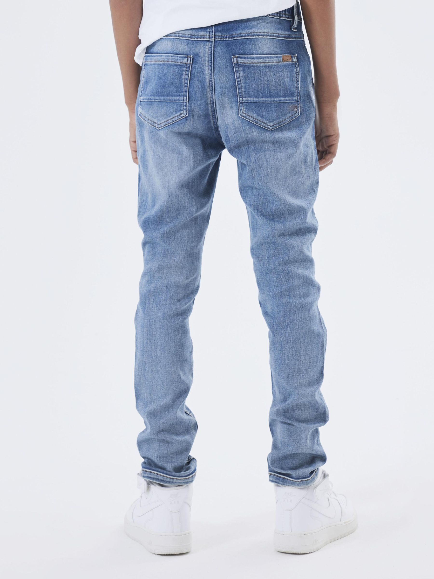 Name It Schlupfjeans »NKMROBIN für Jungen mit Bindeband und elastischem Denim«, lässig geschnitten, Denim, Abriebeffekte, angesetztes Bündchen
