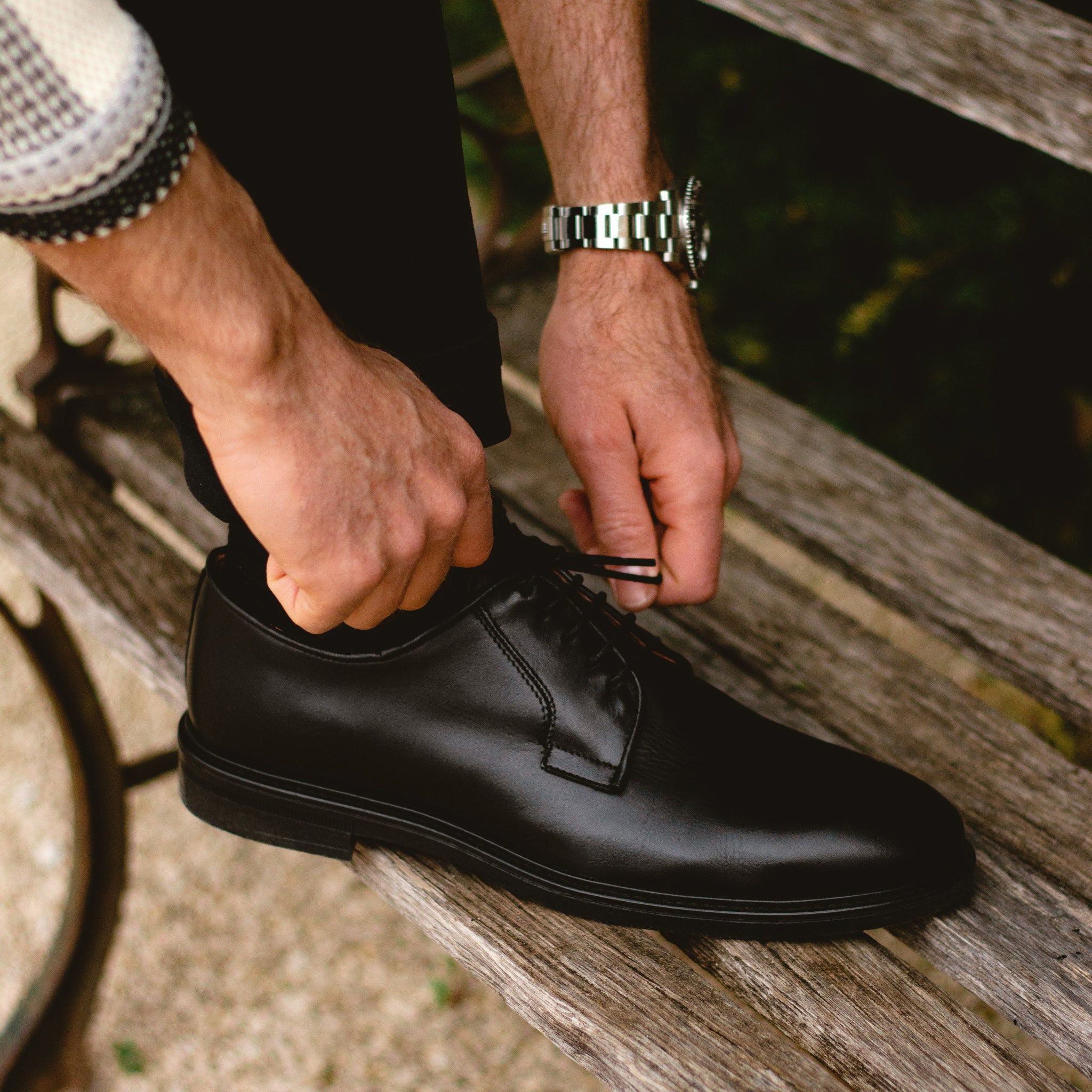 Doucan-Derby en cuir noir