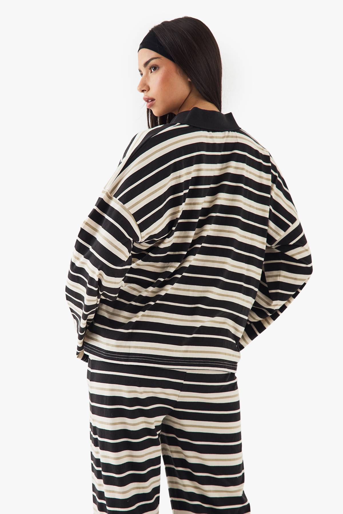Haut Oversize à Col et Rayures DSGN Studio