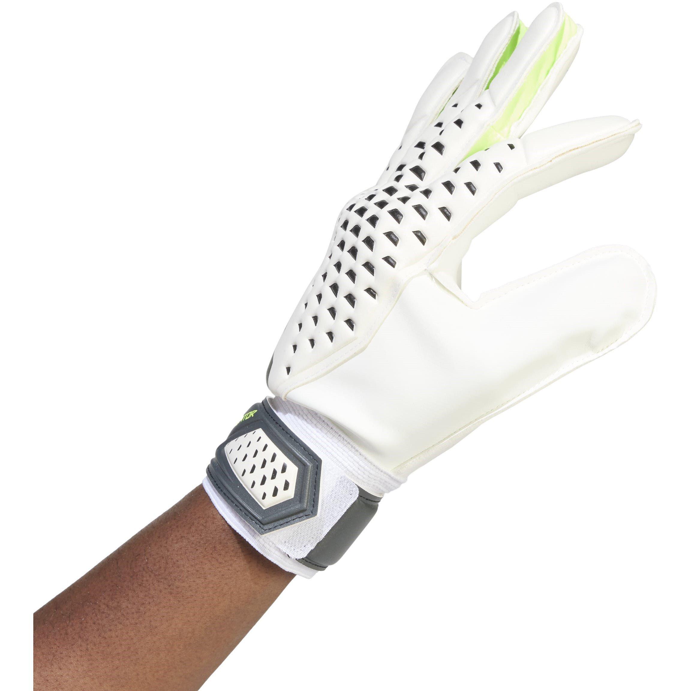 adidas Predator Training Goalkeeper Gloves Adults