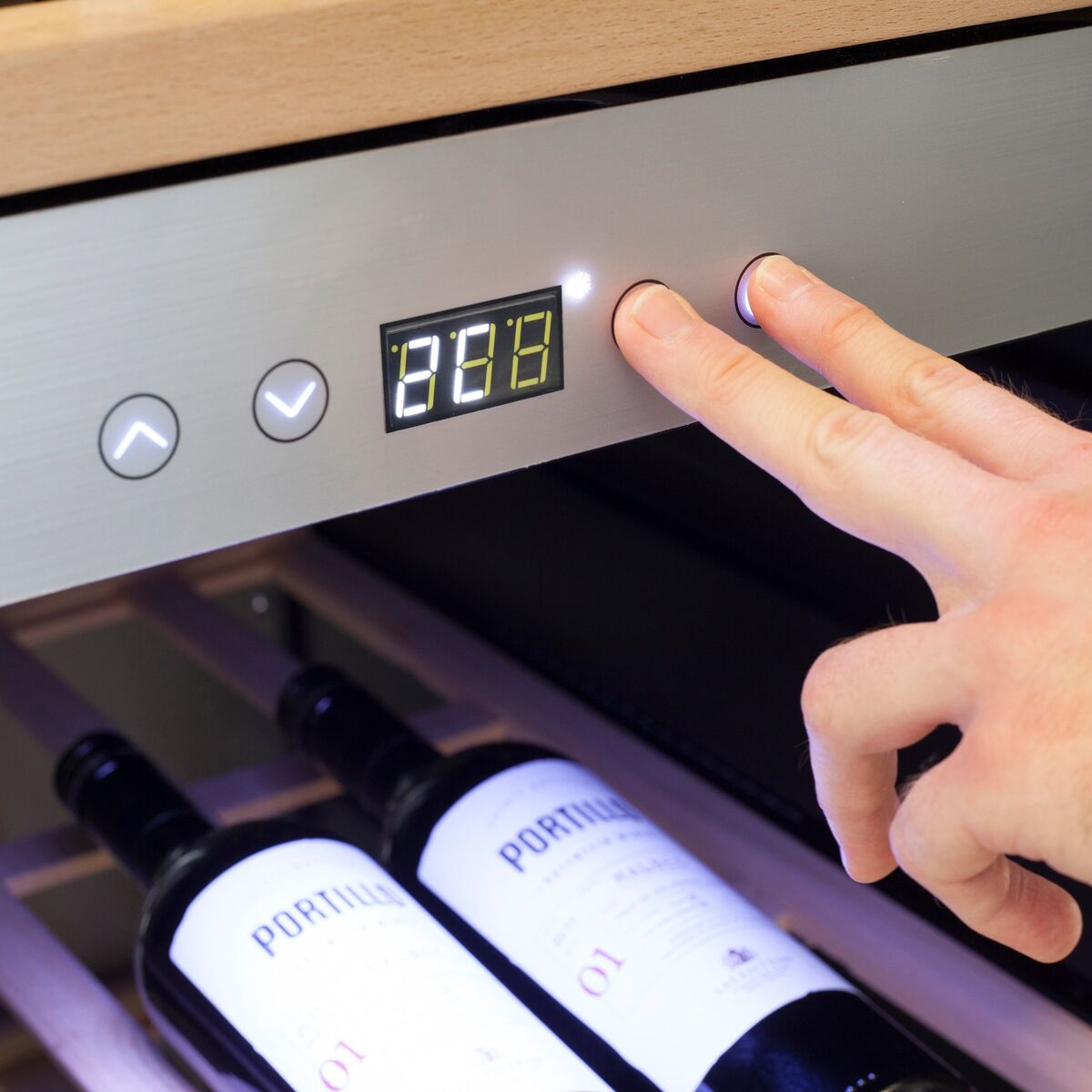 WineComfort 660 Smart vinkjøleskap