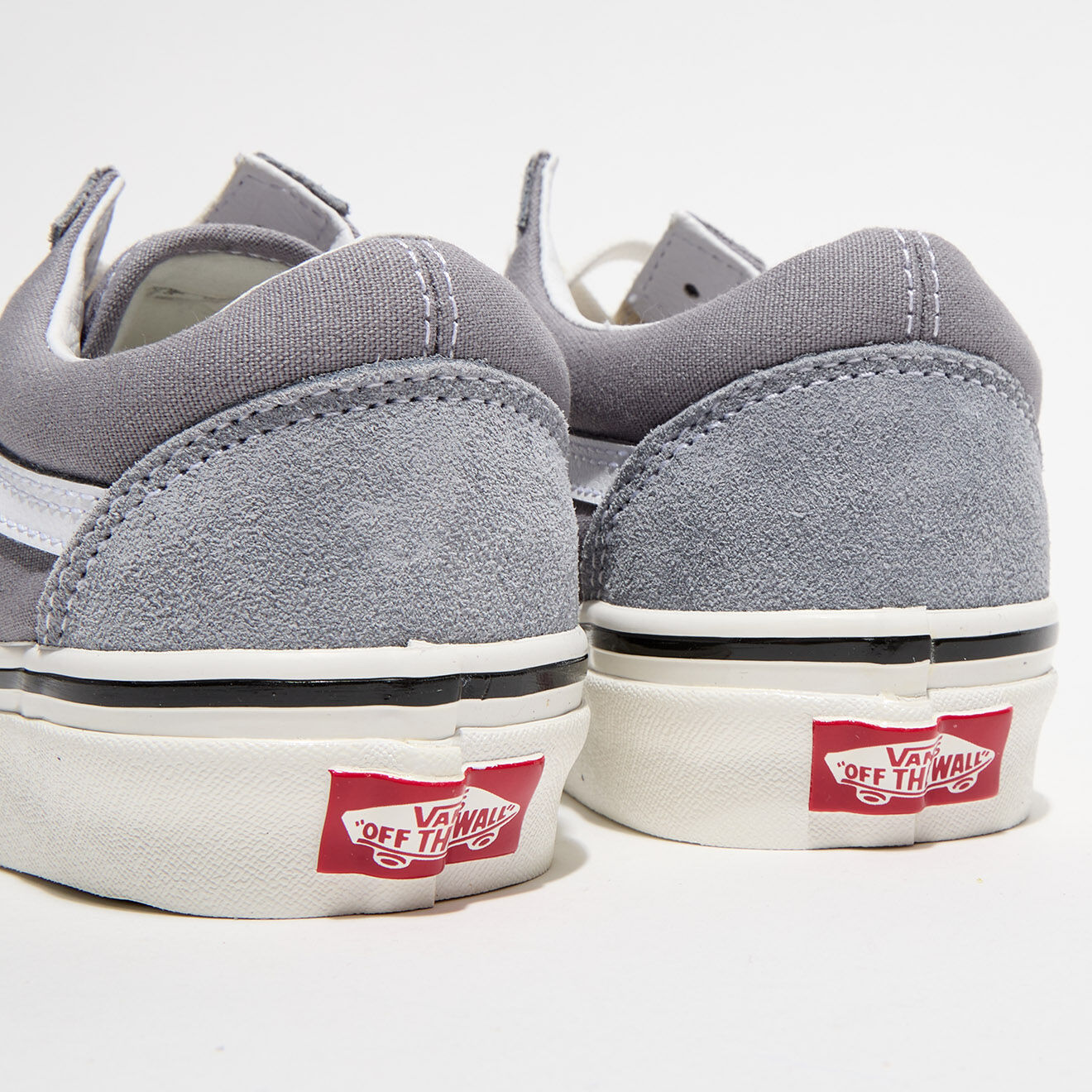 Vans Baskets Old Skool 36 DX grises