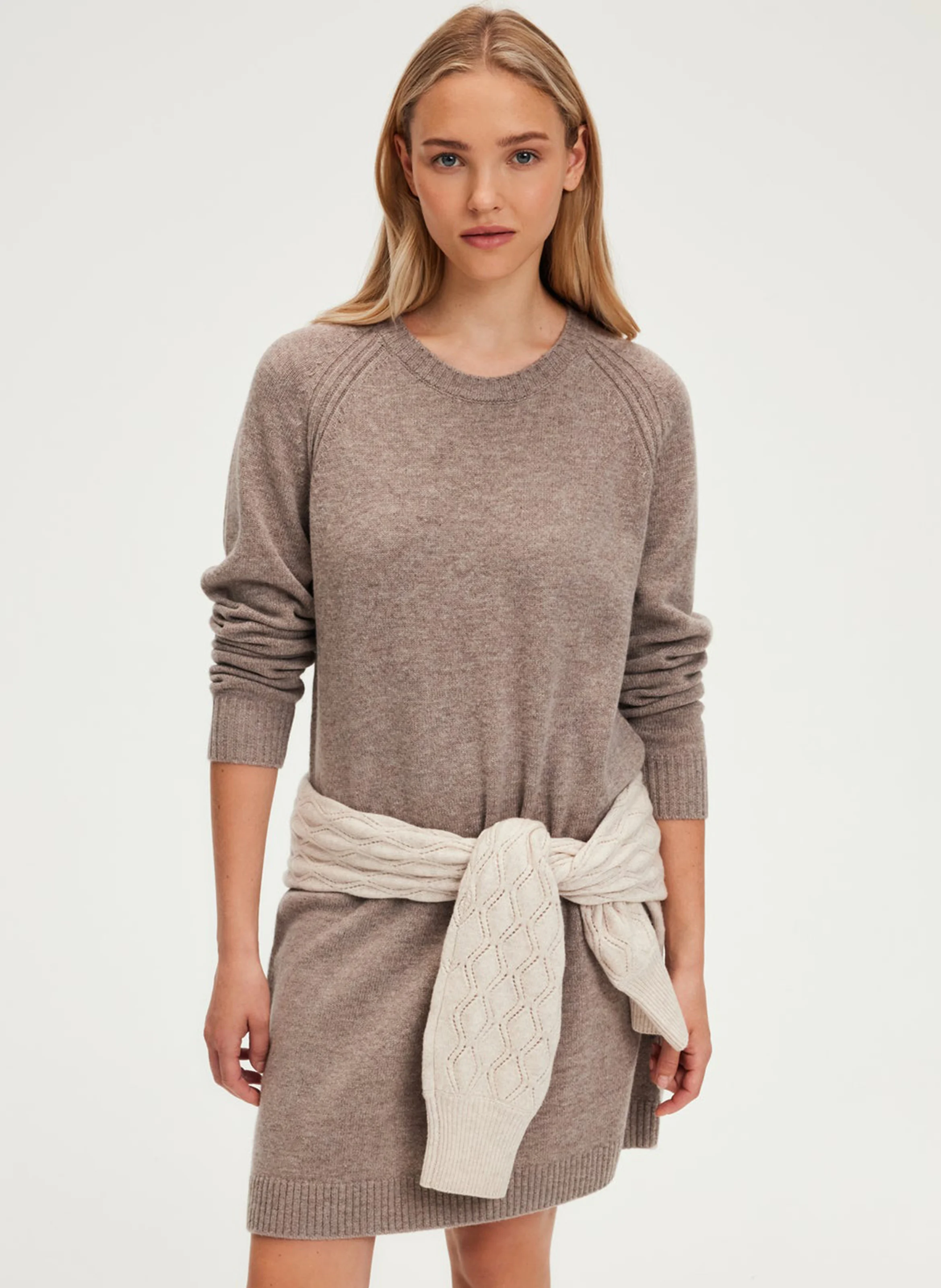 SOLITA - Robe pull courte en laine| Beige