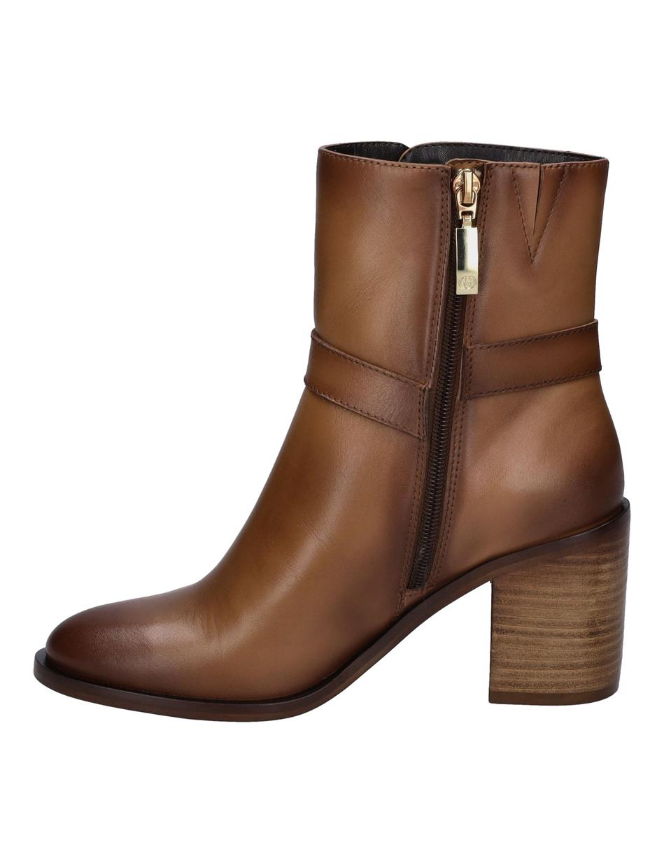 Stiefelette Ivera 02, cognac