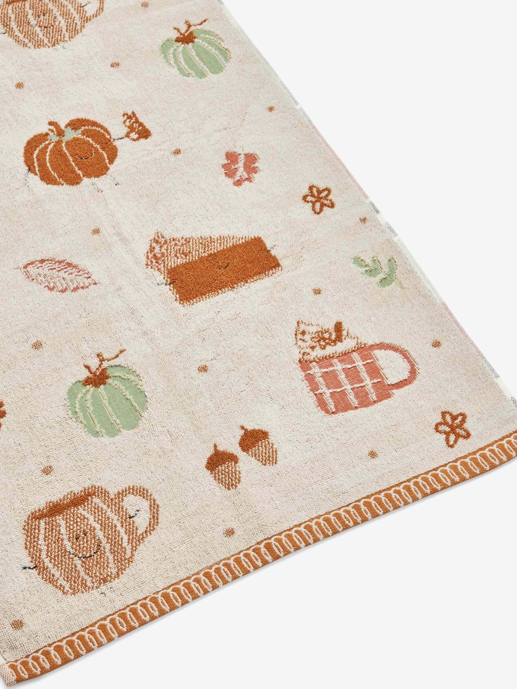 Set of 2 Autumn Pumpkin Season 100% Cotton Hand Towels