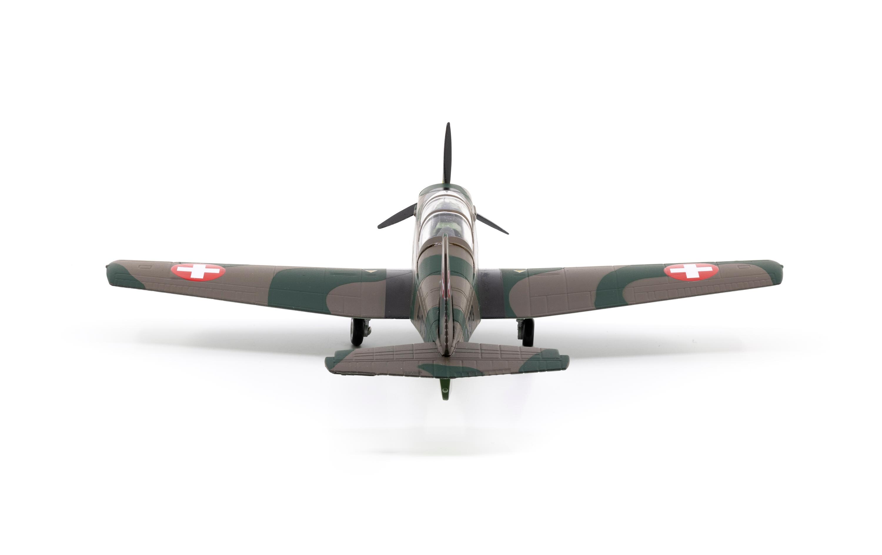Pilatus P-3 A-873 inkl. Chromständer 1:72Massstabsmodell Metallflugzeug mit Display-Ständer