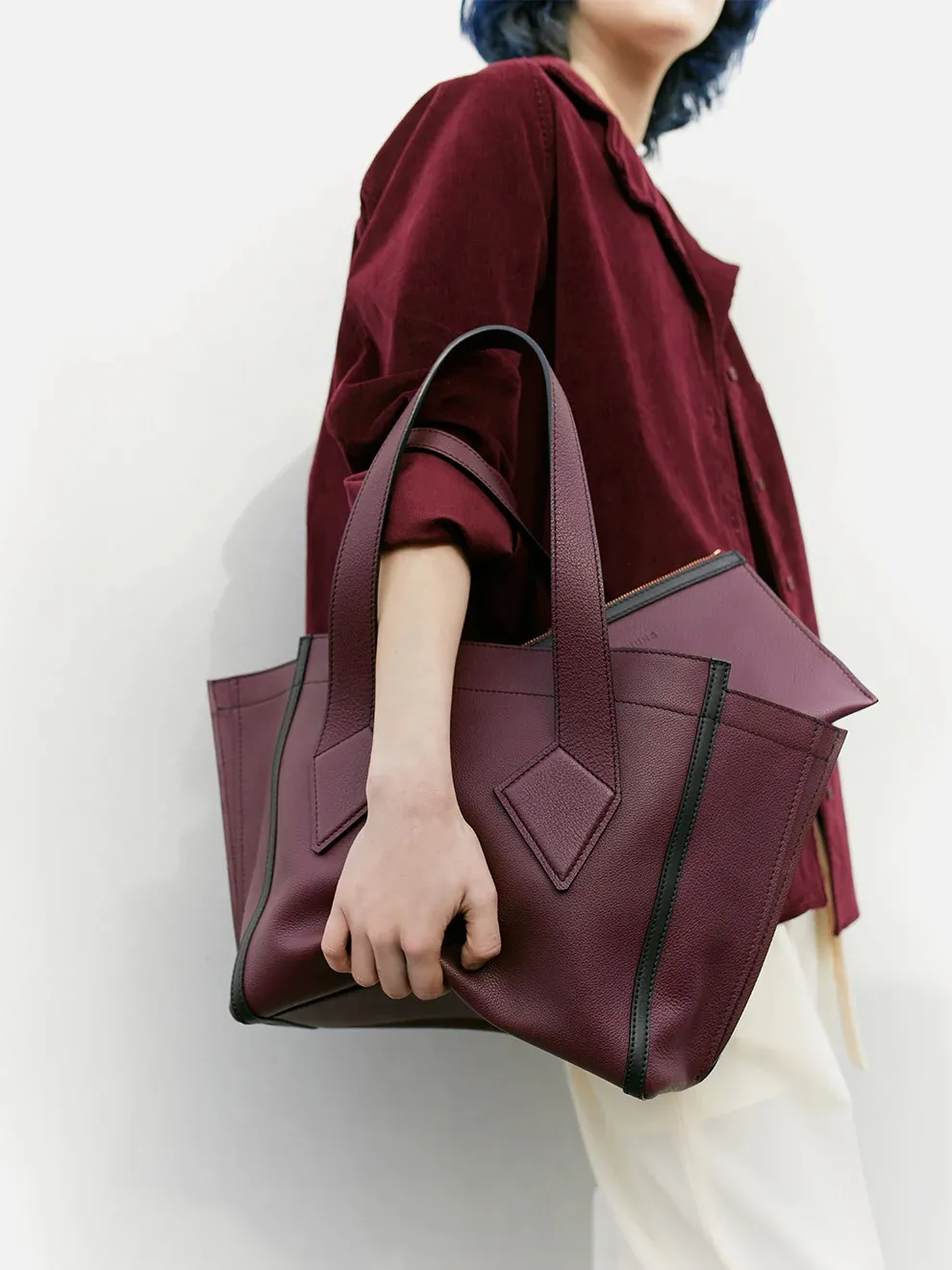 01 Combo 3 pièces Cabas, Sac piscine et Pochette cuir Christine Phung