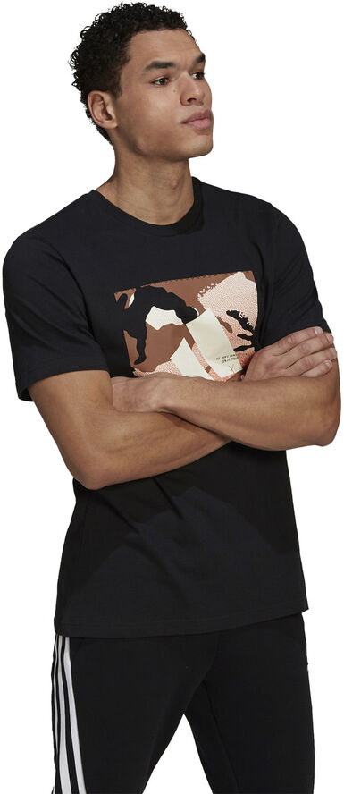 adidas Athletics Graphic T-shirt Sort