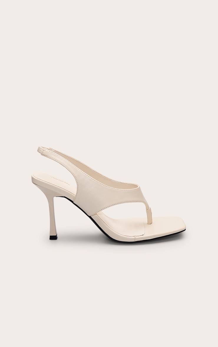 Crème Sandales À Talon Mi-haut Avec Bride Entre Les Orteils En Synthétiquecuir Coupe Large
