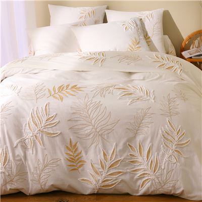 Linge de lit coton lavé, brodé et tufté