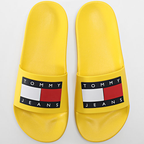 Claquettes Pool Slide Essential 1191 Star Fruit Yellow