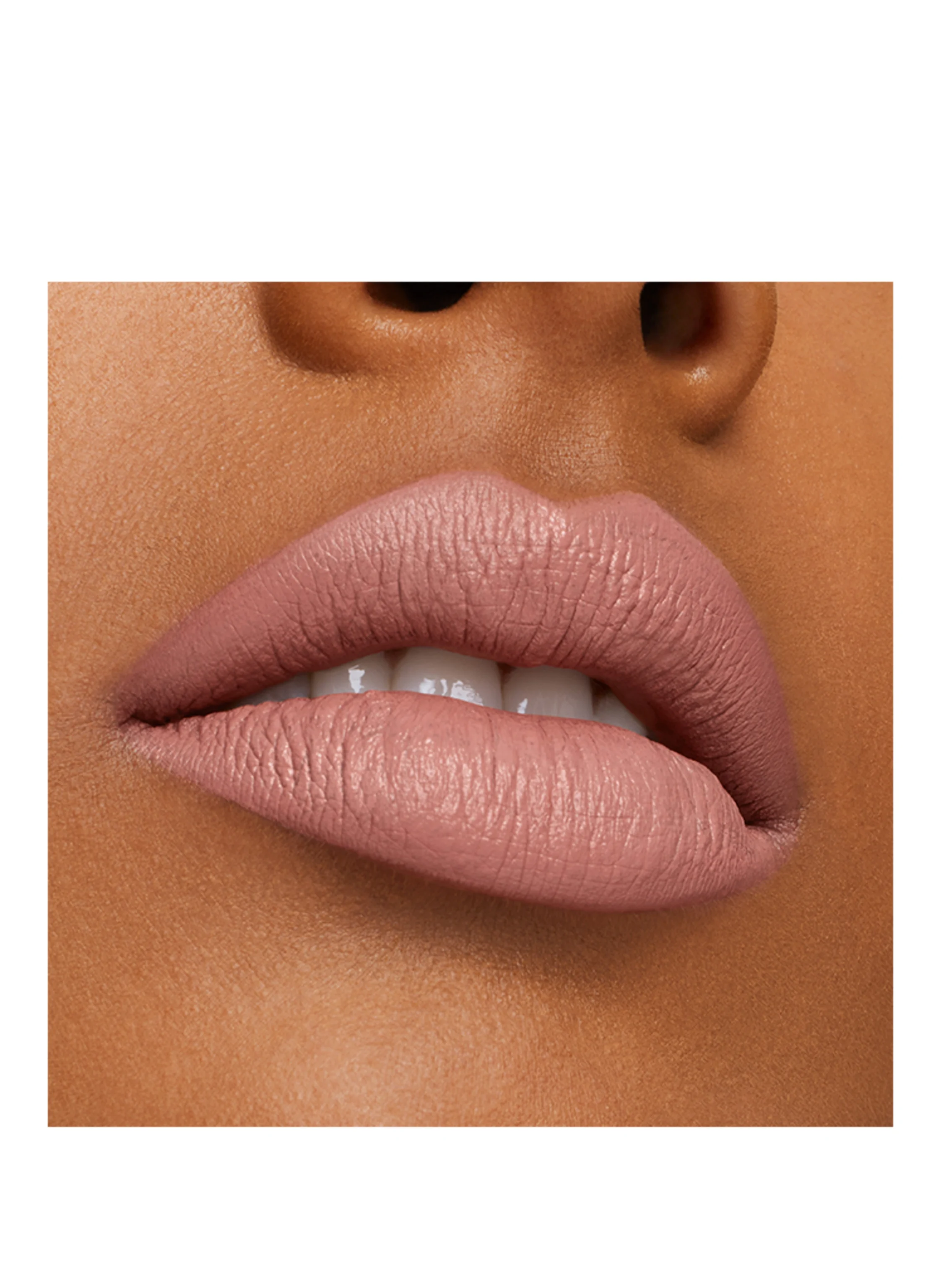 M.A.C MACXIMAL VIVA GLAM