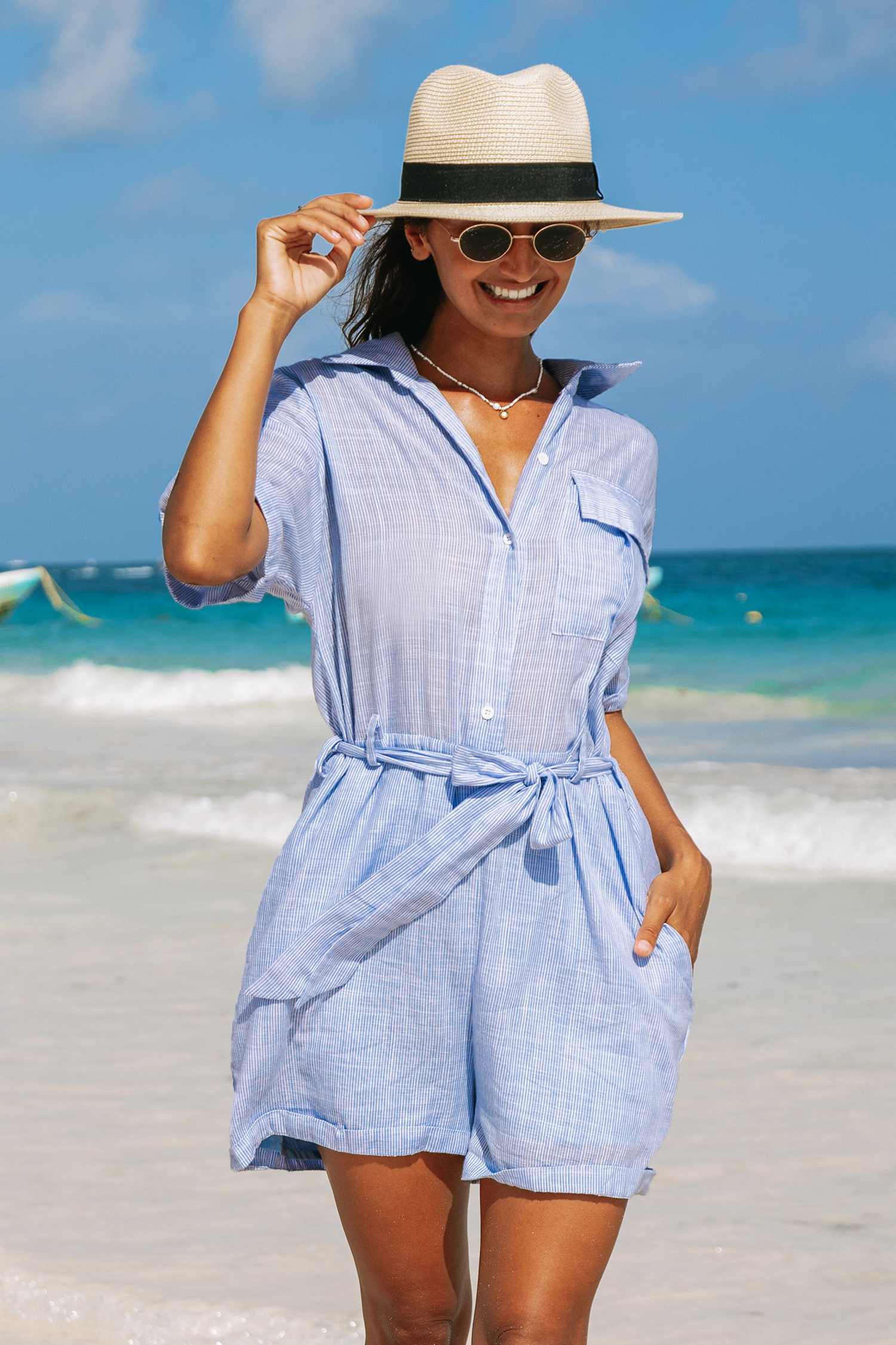 Combishort en pur coton avec col à boutons et rayures fines bleue