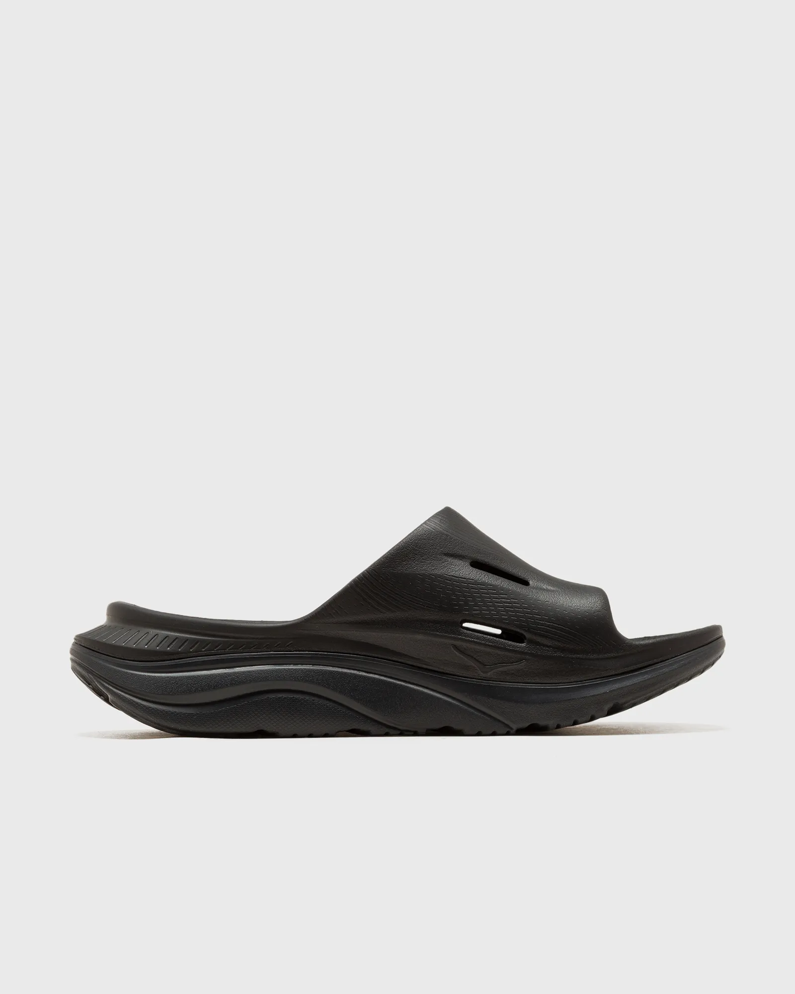 Hoka One One ORA Recovery Slide 3