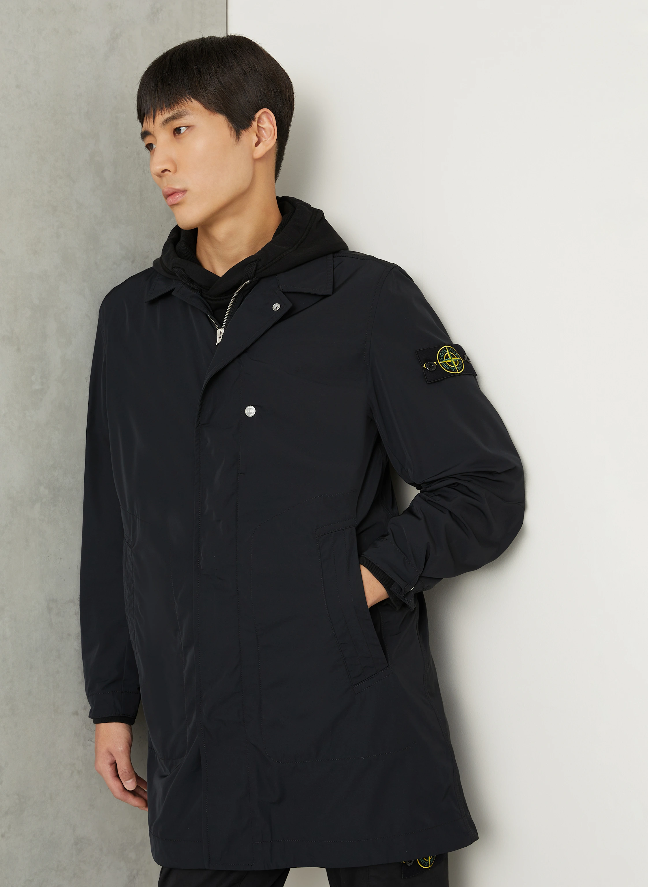 STONE ISLAND Mantel