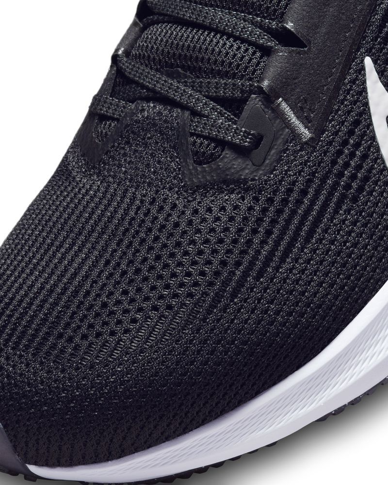Chaussures de running Nike Pegasus 40 Noir & Blanc pour homme