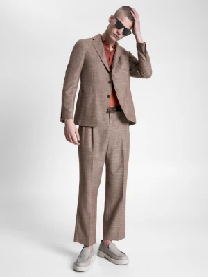 Blazer texturizado de corte justo