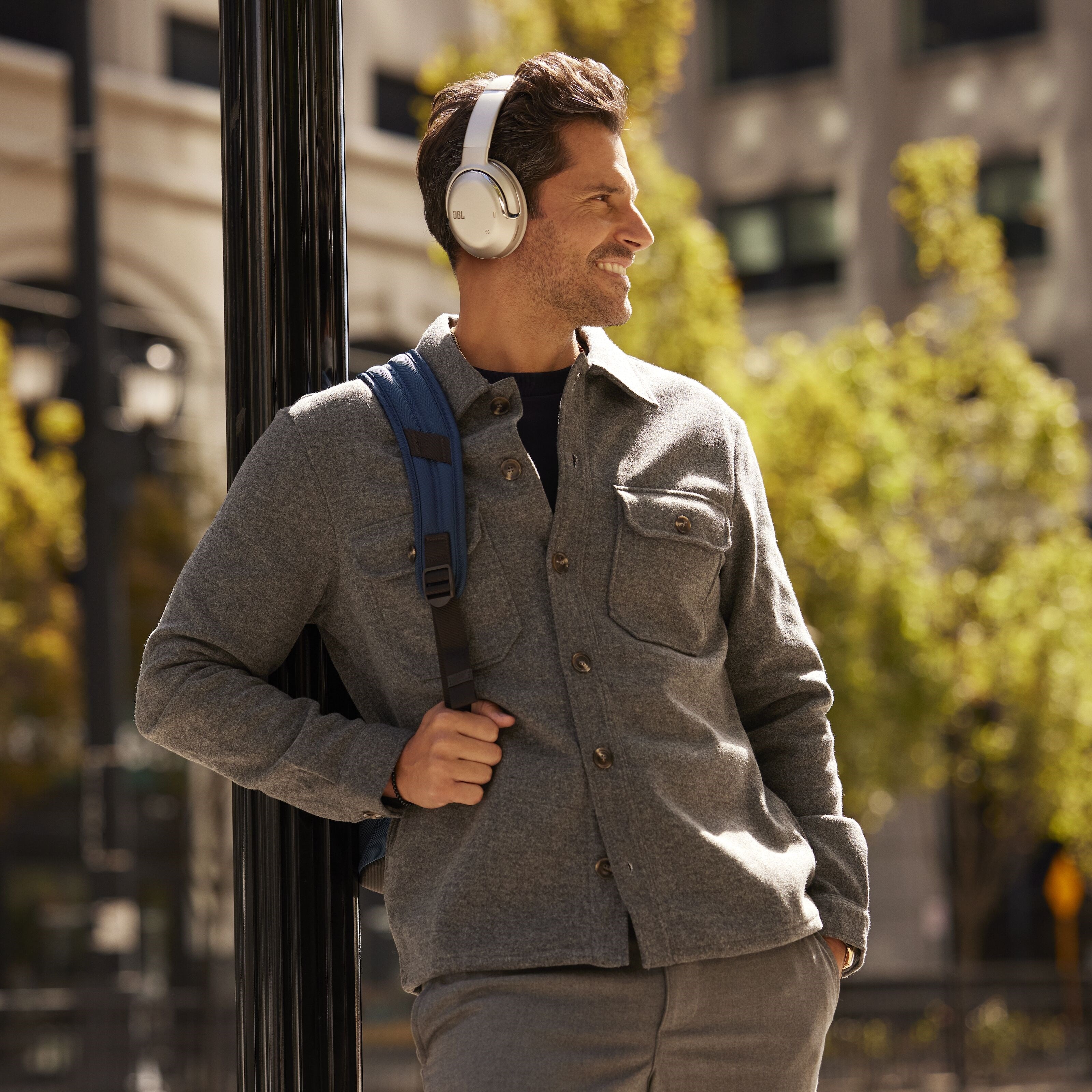 JBL Tour One M2 Svart